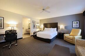 La Quinta Inn & Suites by Wyndham Cleveland Macedonia