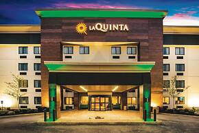 La Quinta Inn & Suites by Wyndham Cincinnati NE - Mason