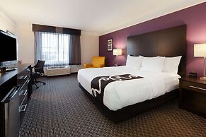 La Quinta Inn & Suites by Wyndham Detroit Utica