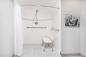 La Quinta Inn & Suites by Wyndham Houston Southwest