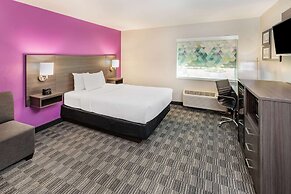 La Quinta Inn & Suites by Wyndham Houston Southwest