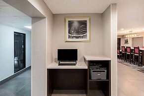 La Quinta Inn & Suites by Wyndham Houston NW Brookhollow