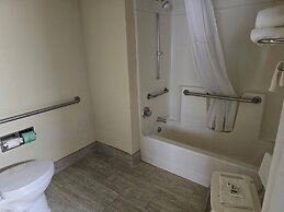 Baymont by Wyndham Janesville