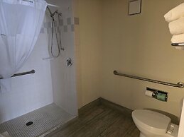 Baymont by Wyndham Janesville