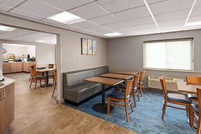 Baymont by Wyndham Mt. Pleasant