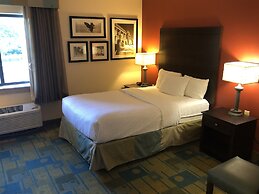 La Quinta Inn & Suites by Wyndham Plattsburgh