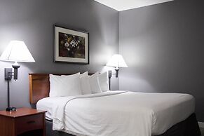 New Victorian Inn & Suites in Sioux City, IA