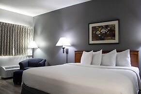 New Victorian Inn & Suites in Sioux City, IA