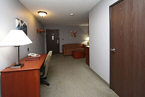 New Victorian Inn & Suites in Sioux City, IA