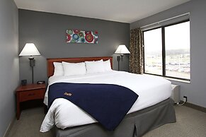 New Victorian Inn & Suites in Sioux City, IA