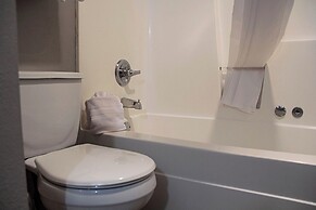 New Victorian Inn & Suites in Sioux City, IA