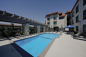 Holiday Inn Express & Suites Santa Clara-Silicon Valley by IHG