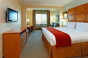 Holiday Inn Express & Suites Santa Clara-Silicon Valley by IHG