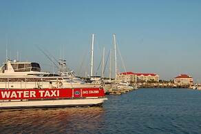 Harborside at Charleston Harbor Resort and Marina