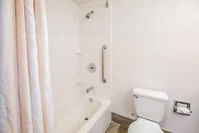 Hilton Garden Inn Orange Beach Beachfront