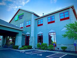 Holiday Inn Express Hotel & Suites Olathe North by IHG