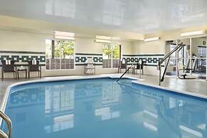 Country Inn & Suites by Radisson Romeoville - Bolingbrook