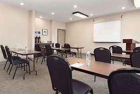 Country Inn & Suites by Radisson Romeoville - Bolingbrook