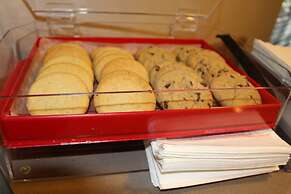 Country Inn & Suites by Radisson Romeoville - Bolingbrook
