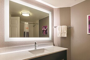 La Quinta Inn & Suites by Wyndham Atlanta Alpharetta