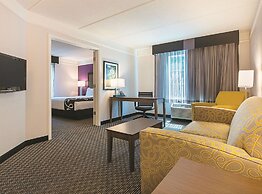 La Quinta Inn & Suites by Wyndham Atlanta Alpharetta