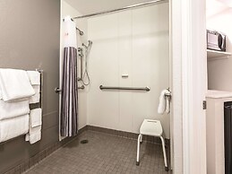 La Quinta Inn & Suites by Wyndham Atlanta Alpharetta