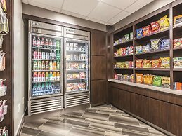 La Quinta Inn & Suites by Wyndham Atlanta Alpharetta