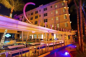 Clevelander Hotel – Adults Only