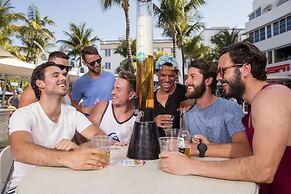 Clevelander Hotel – Adults Only