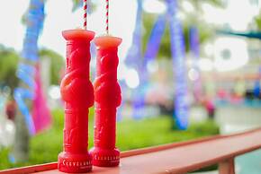 Clevelander Hotel – Adults Only