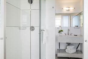 Clevelander Hotel – Adults Only