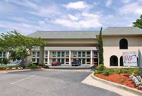 Days Inn By Wyndham Lexington/Columbia