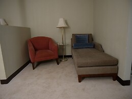 Travelodge by Wyndham St. Louis