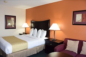 Travelodge Suites by Wyndham Newberg