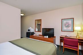 Travelodge Suites by Wyndham Newberg