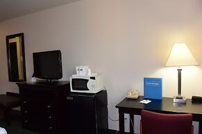 Travelodge Suites by Wyndham Newberg