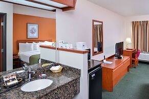 Travelodge Suites by Wyndham Newberg