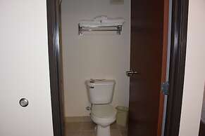 Travelodge Suites by Wyndham Newberg