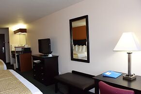 Travelodge Suites by Wyndham Newberg