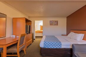 OYO Hotel Chehalis I-5 South