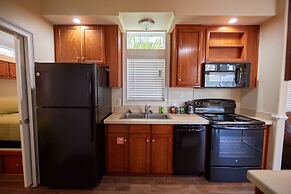 Tropical Palms Resort