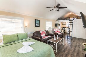 Tropical Palms Resort