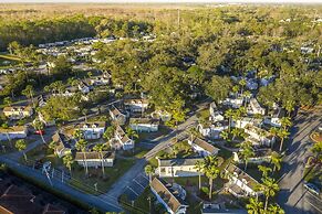 Tropical Palms Resort