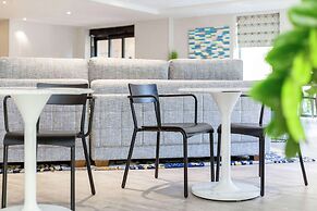 DoubleTree by Hilton Austin - University Area