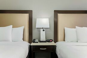 DoubleTree by Hilton Austin - University Area