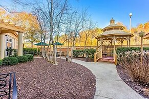 La Quinta Inn & Suites by Wyndham Raleigh Cary