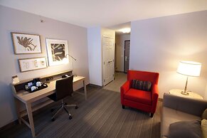 Country Inn & Suites by Radisson, Decorah, IA