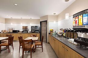 Country Inn & Suites by Radisson, Dalton, GA