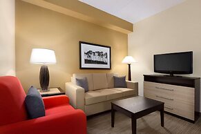 Country Inn & Suites by Radisson, Dalton, GA