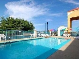 Baymont by Wyndham Franklin